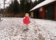 Johanna mit roter Jacke