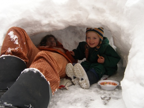 Schneehöhle