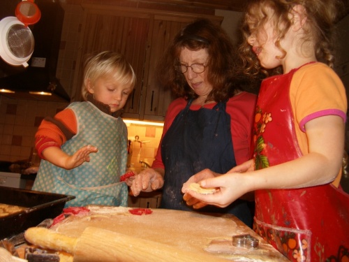 Plätzchenbacken mit Oma